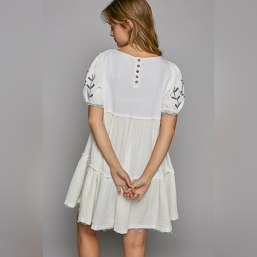 44. POL 🛑 COST!LAST 1!! Midi Dress White Embroidered Aztec Gauze tunic - Picture 2 of 2